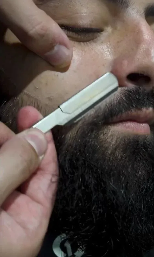 Straight-razor beard finish at Carl's Cave